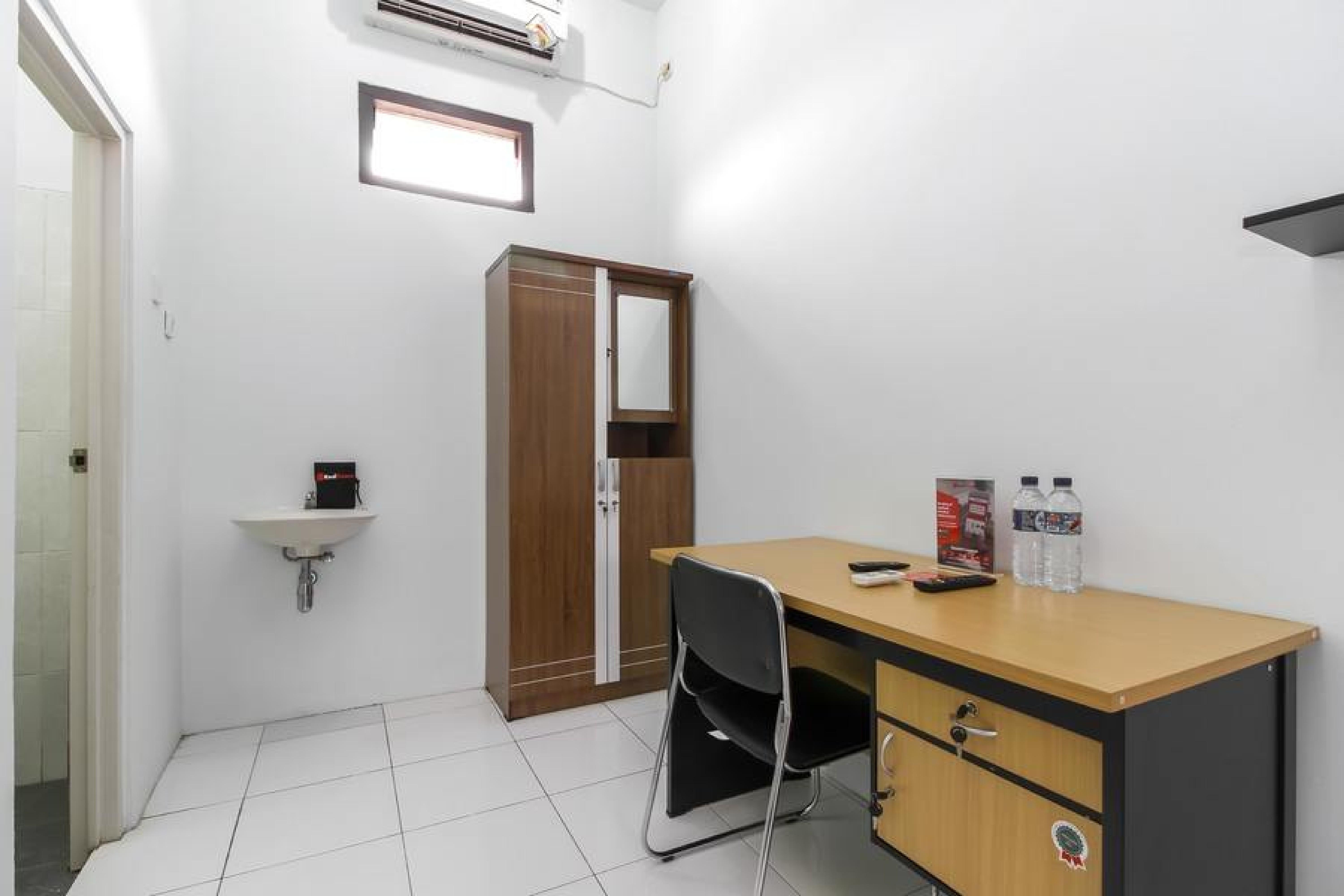 Reddoorz @ Jagakarsa 2 Hotel Jacarta Exterior foto